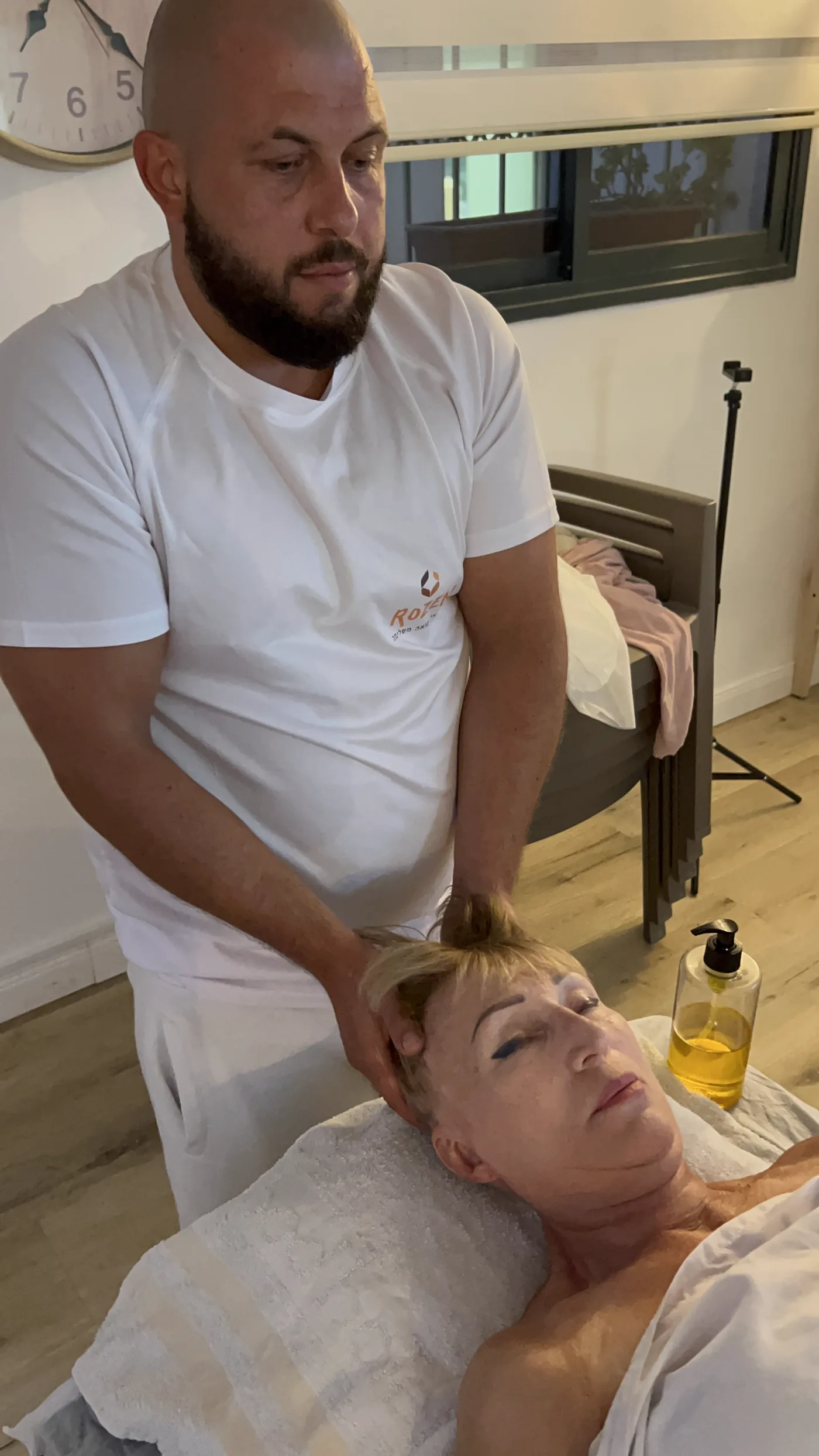 45-minute introductory at-home massage